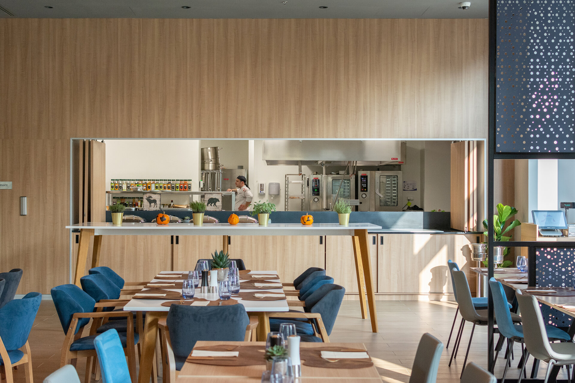 Hotel Courtyard Marriott, Bucuresti