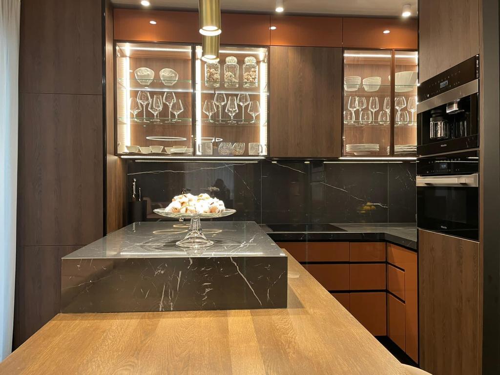 Apartament S, Bucuresti