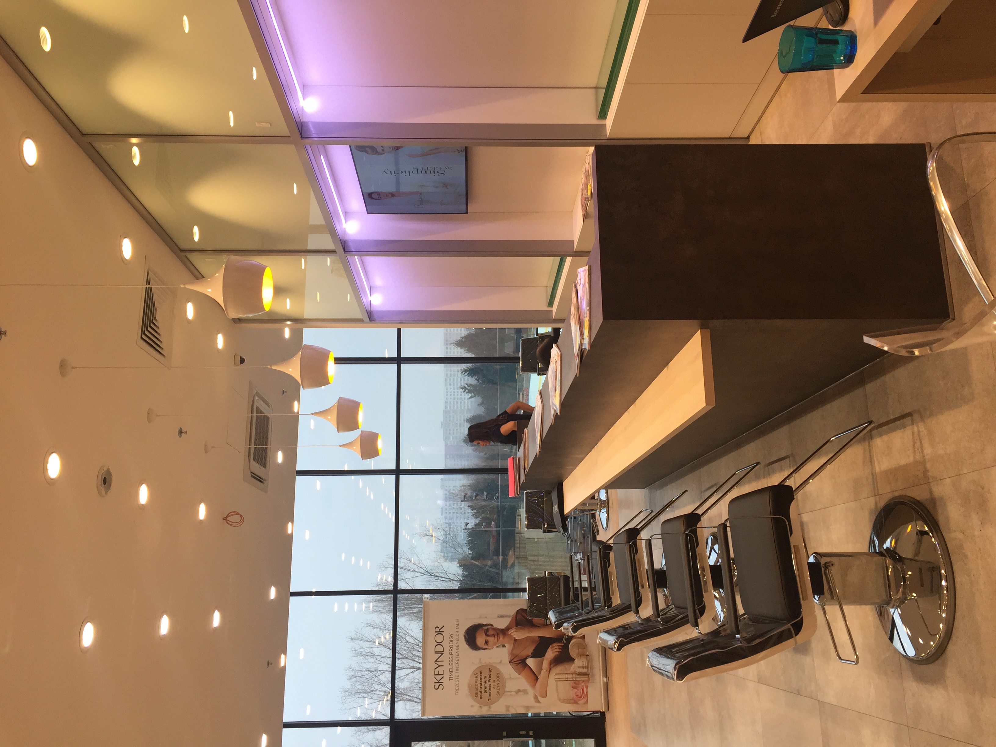 GETT'S Color Bar, PARK LAKE