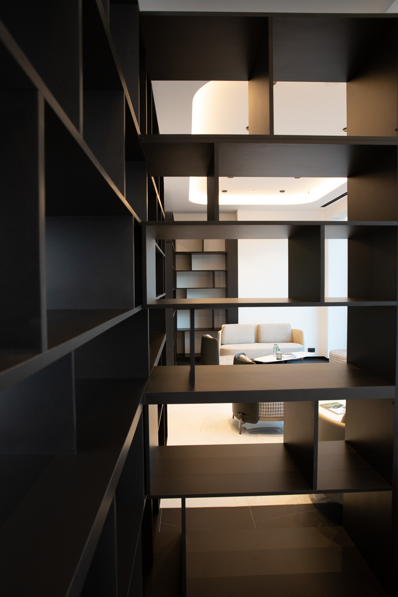 Showroom One United Properties, Bucuresti