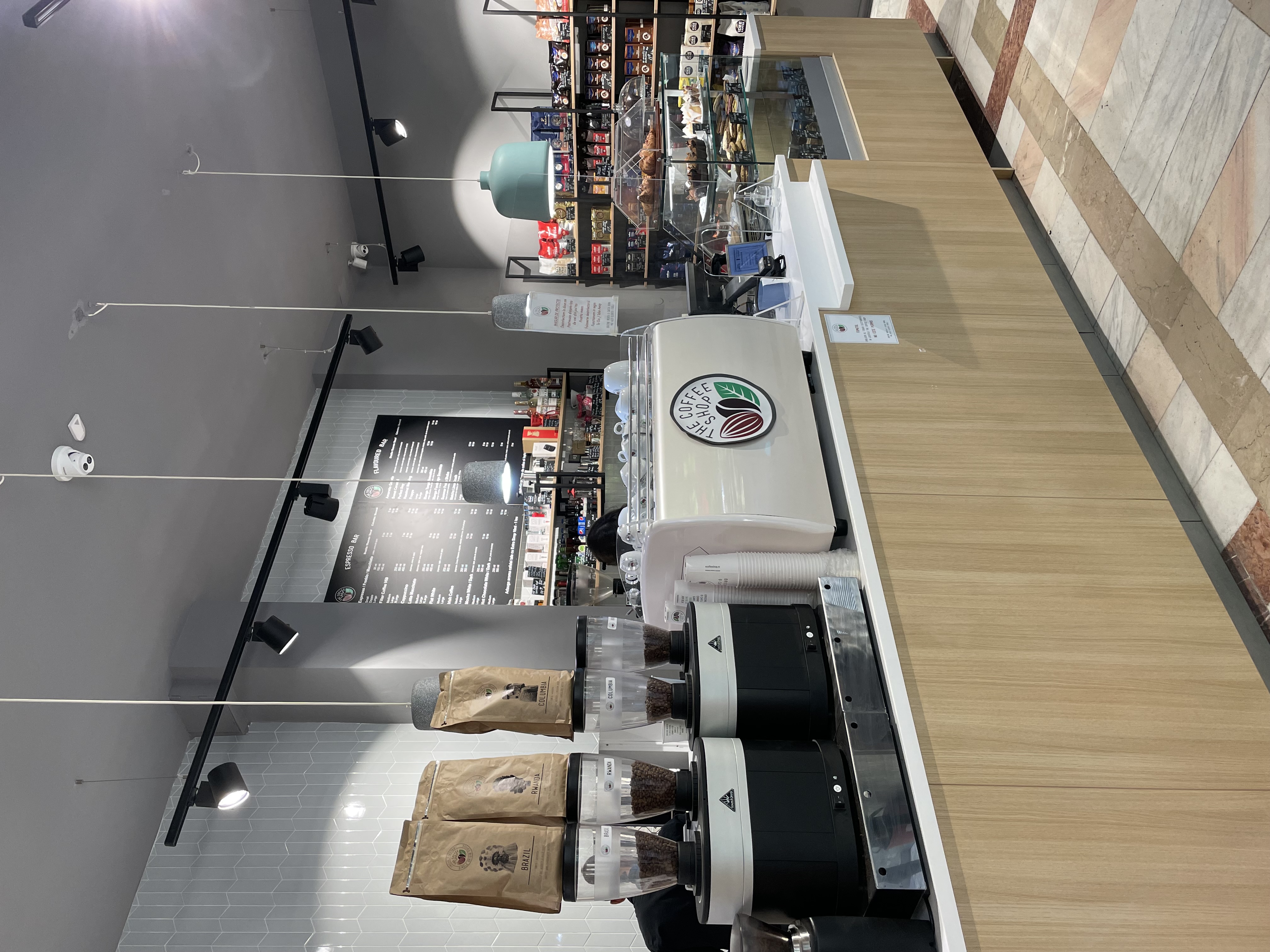 The Coffee Shop, Constitutiei Bucuresti