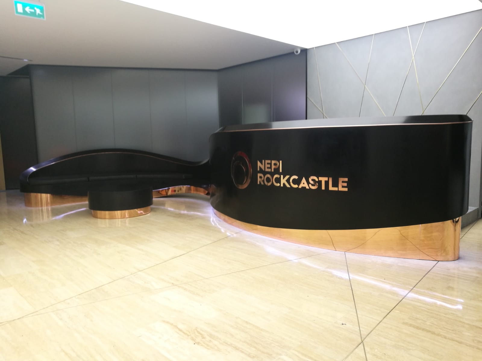 Nepi Rockcastle, Bucuresti