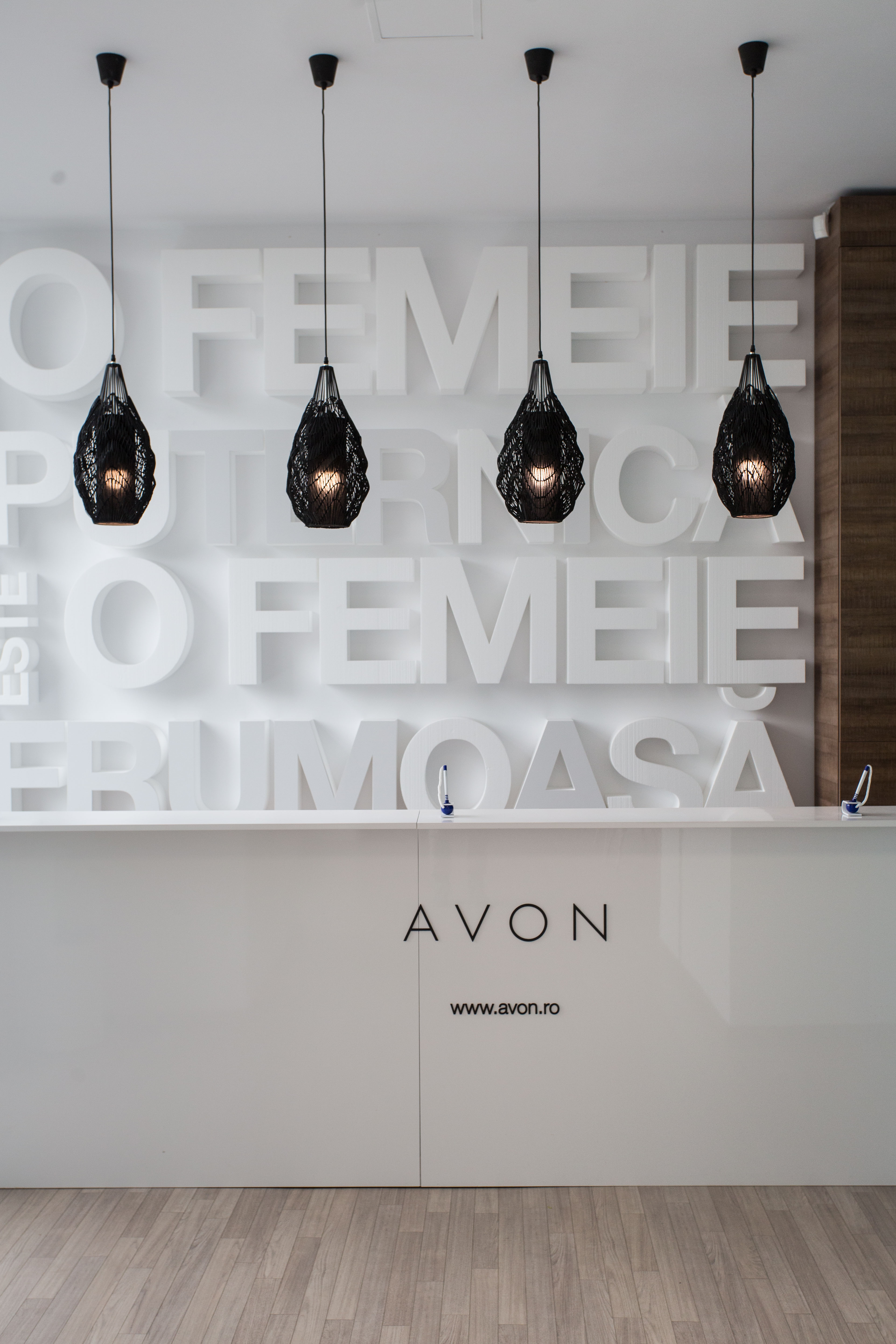 Avon, Bucuresti